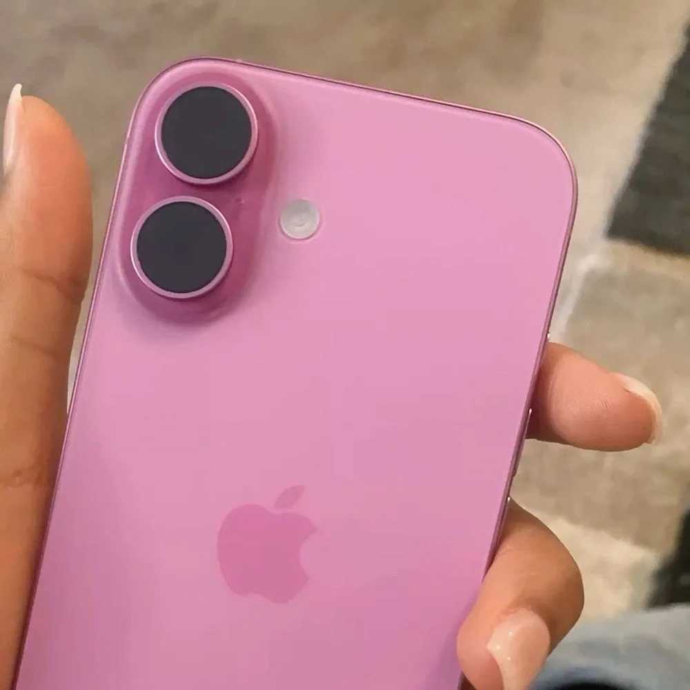 Apple iPhone in pink